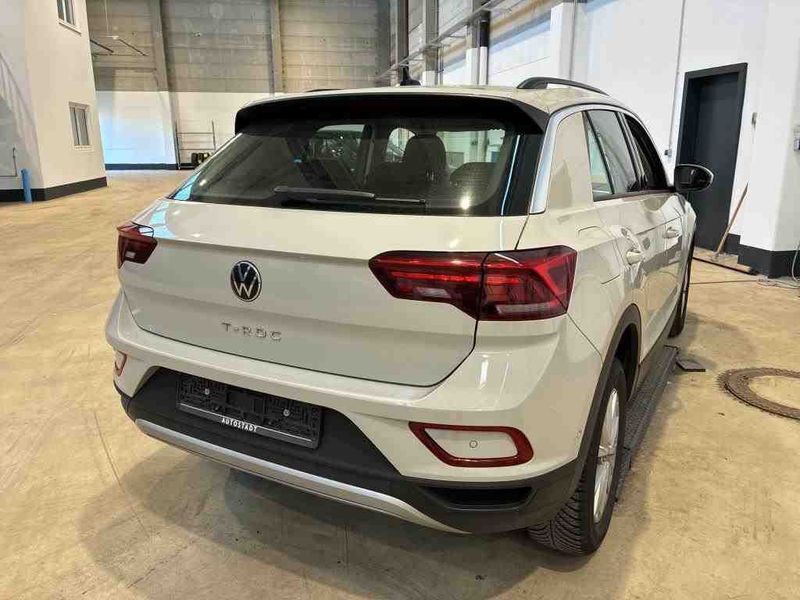Volkswagen T-Roc 1.0 TSI Life — zdjęcie 13