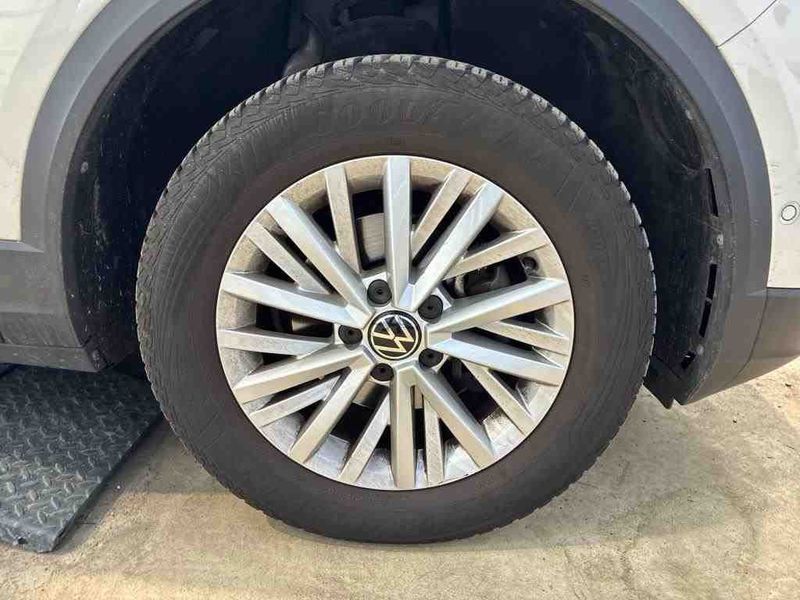 Volkswagen T-Roc 1.0 TSI Life — zdjęcie 22