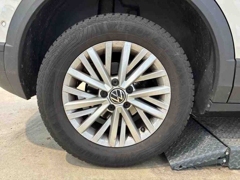 Volkswagen T-Roc 1.0 TSI Life — zdjęcie 24