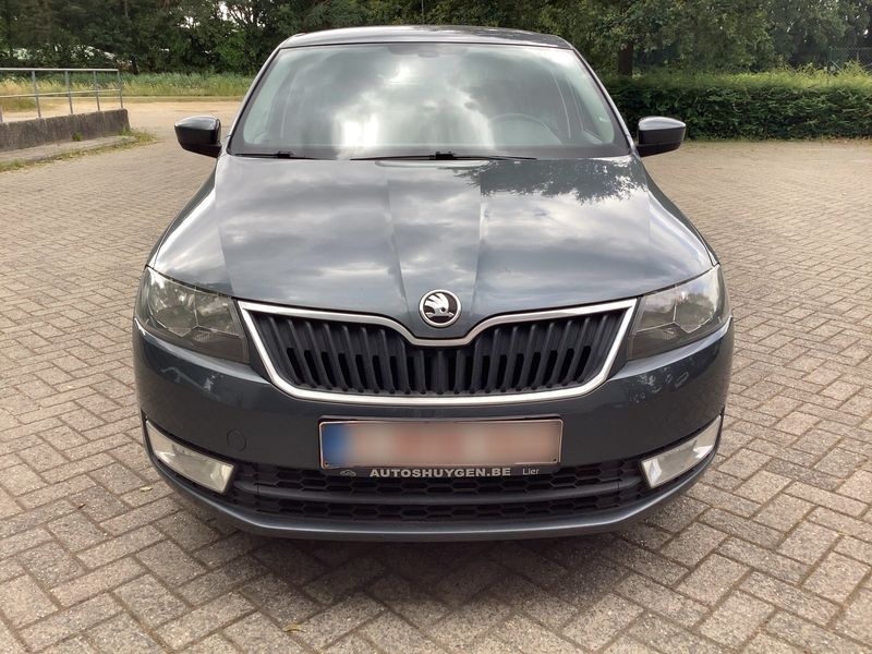 Skoda Rapid 1.4 TSI Ambition — zdjęcie 9