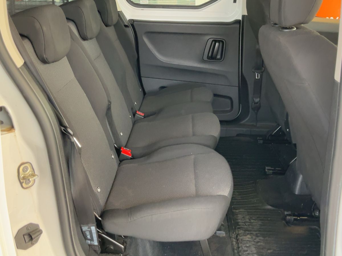 Toyota ProAce 2023 — photo 20