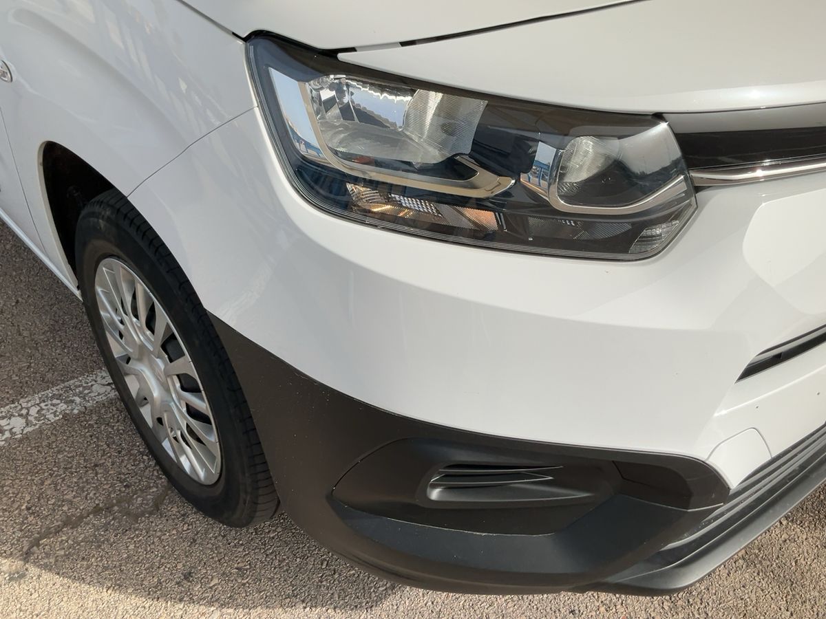 Toyota ProAce 2023 — photo 13