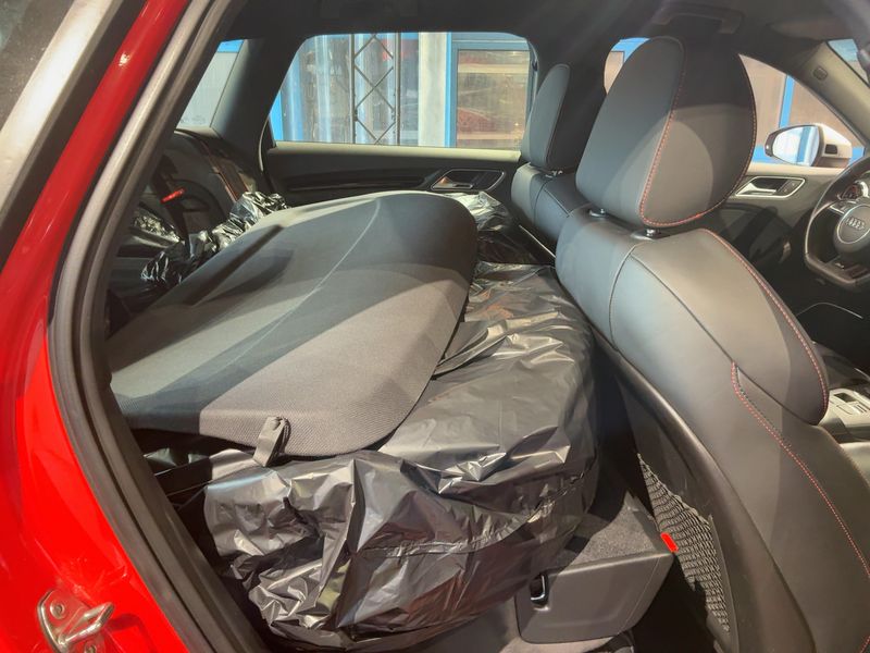 Audi RS 3 Sportback 2.5 TFSI quattro — zdjęcie 14
