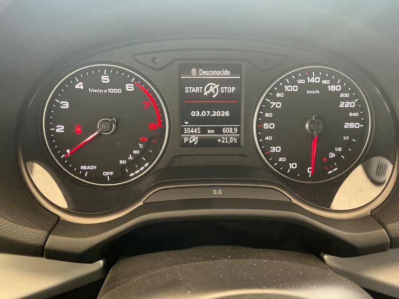 Audi Q2 35 TFSI S line — zdjęcie 13