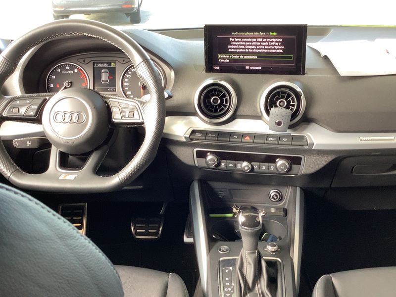 Audi Q2 35 TFSI S line — zdjęcie 12