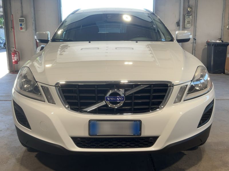 Volvo XC60 2.4 D5 Momentum AWD 2012 – снимка 14