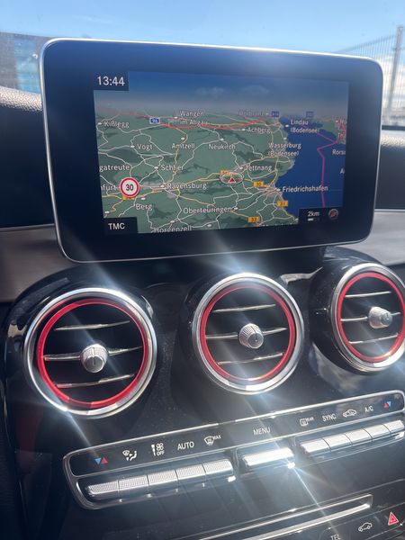 Mercedes-Benz GLC-Klasse GLC 250 4Matic AMG Line — zdjęcie 13