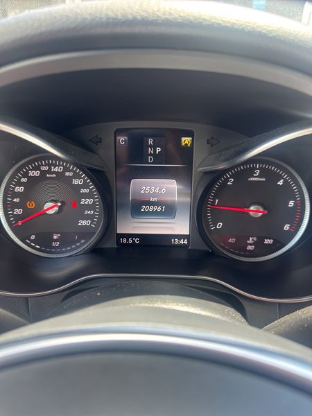 Mercedes-Benz GLC-Klasse GLC 250 4Matic AMG Line — zdjęcie 12