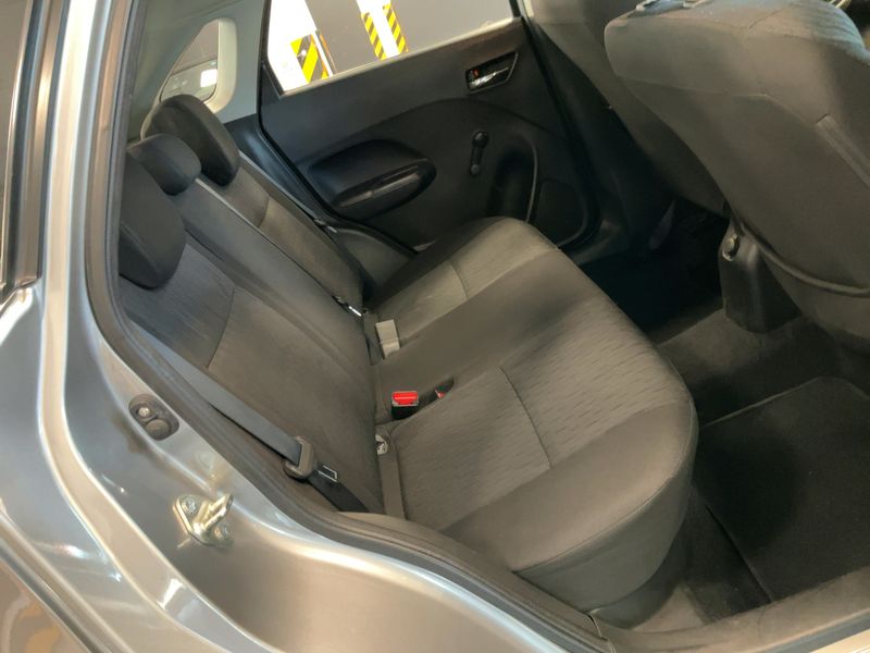 Suzuki Baleno 1.2 DualJet B-Easy — zdjęcie 14