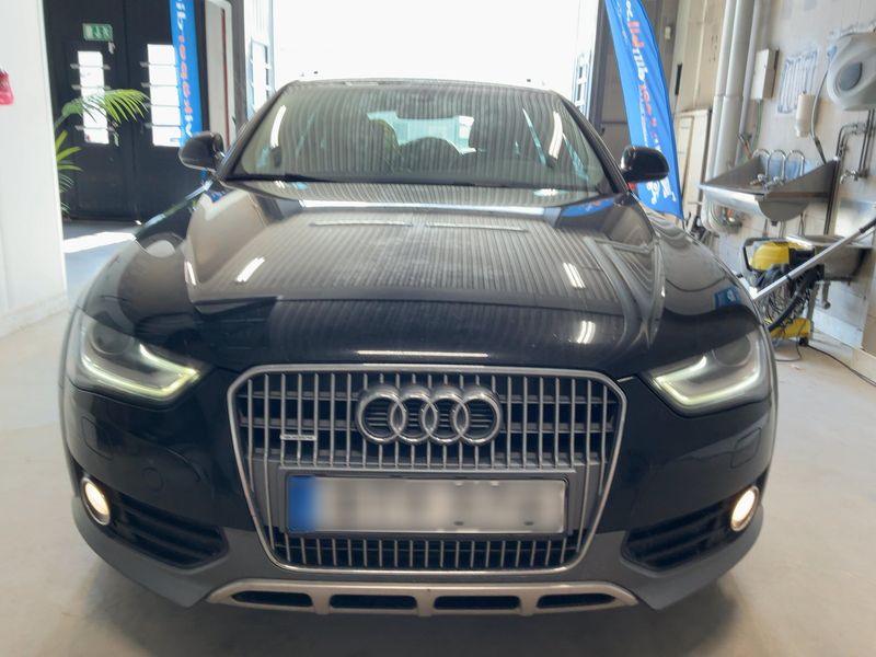 Audi A4 Allroad 2.0 TDI — zdjęcie 9