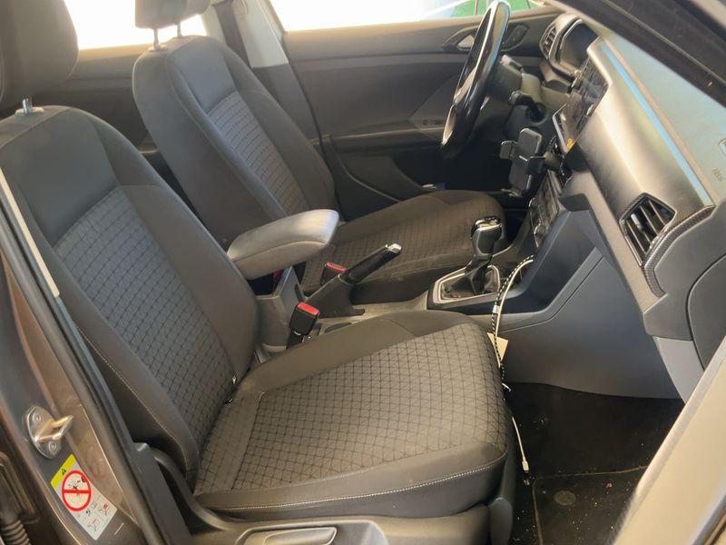 Volkswagen T-Cross 1.0 TSI Advance 2020 – снимка 16