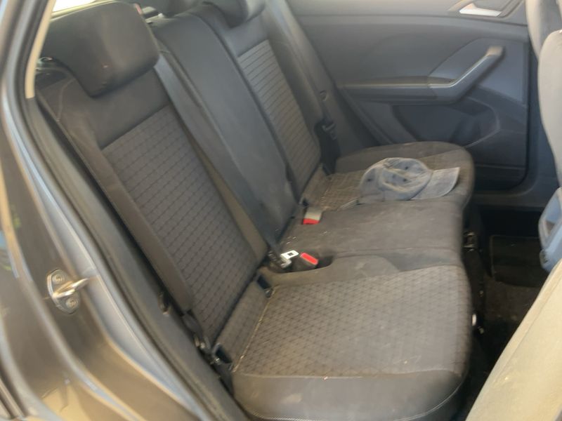 Volkswagen T-Cross 1.0 TSI Advance 2020 – снимка 19