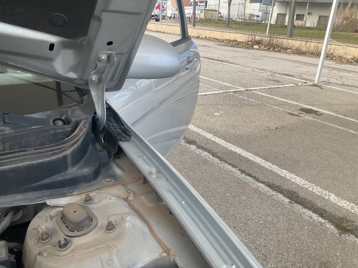 Hyundai Accent 2010 — photo 18