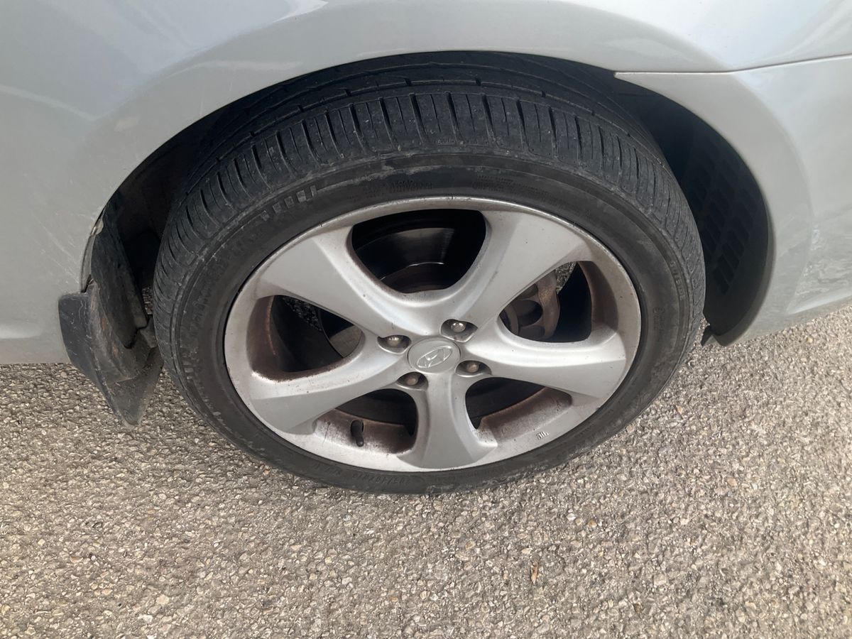Hyundai Accent 2010 — photo 13