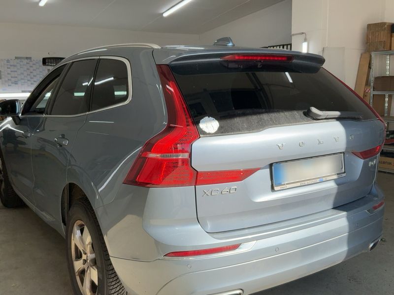 Volvo XC60 2.0 D4 Inscription 2WD — zdjęcie 3