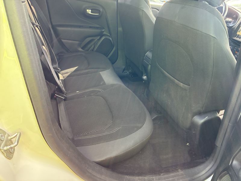 Jeep Renegade 1.0 TGDi Limited 4x2 — zdjęcie 14