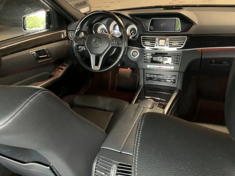 Mercedes-Benz E-Klasse E 200 CDI BlueEfficiency Avantgarde — zdjęcie 12