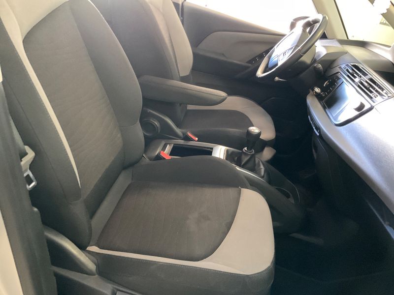 Citroen C4 Picasso 1.2 e-THP Confort — zdjęcie 3