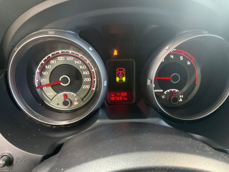 Mitsubishi Pajero 3.2 DI-D Basis — zdjęcie 13