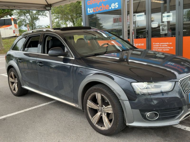 Audi A4 Allroad 2.0 TDI — zdjęcie 8
