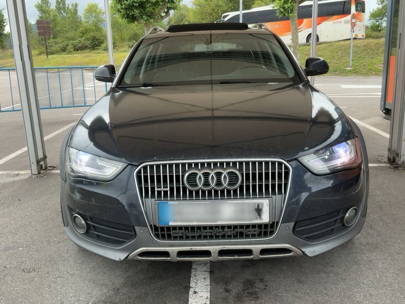 Audi A4 Allroad 2.0 TDI — zdjęcie 9