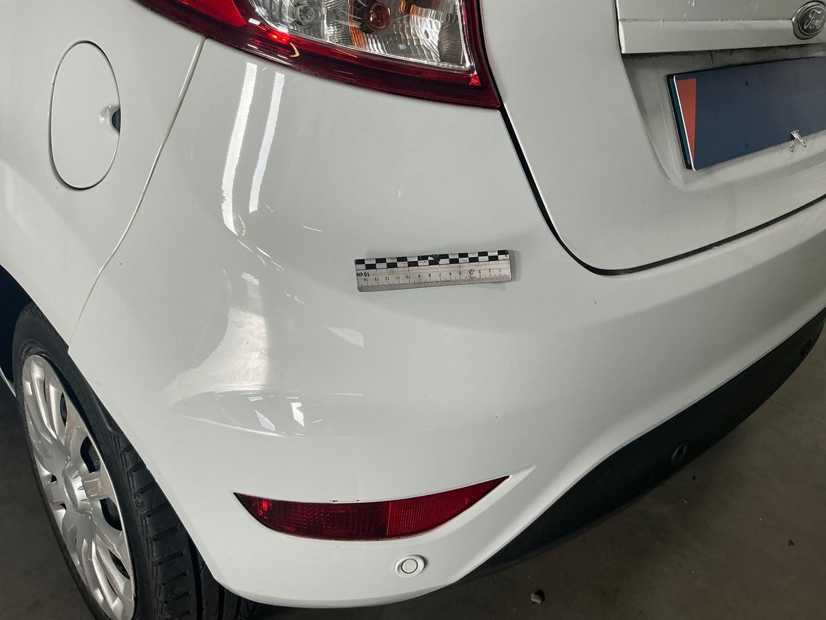 Ford Fiesta 2015 — photo 37