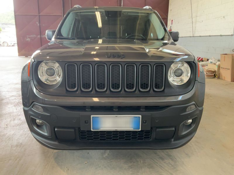 Jeep Renegade 1.6 M-Jet Limited FWD — zdjęcie 9
