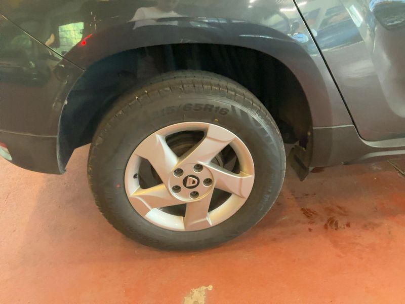 Dacia Duster 1.5 Blue dCi Prestige 2019 – снимка 9