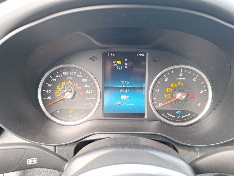 Mercedes-Benz GLC-Klasse GLC 300 de 4Matic — zdjęcie 12