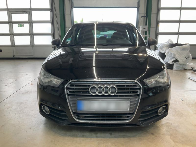 Audi A1 Sportback 1.6 TDI S line Sportpaket — zdjęcie 9