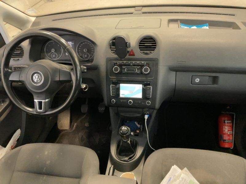 Volkswagen Caddy 2.0 TDI Maxi Trendline 2014 – снимка 17