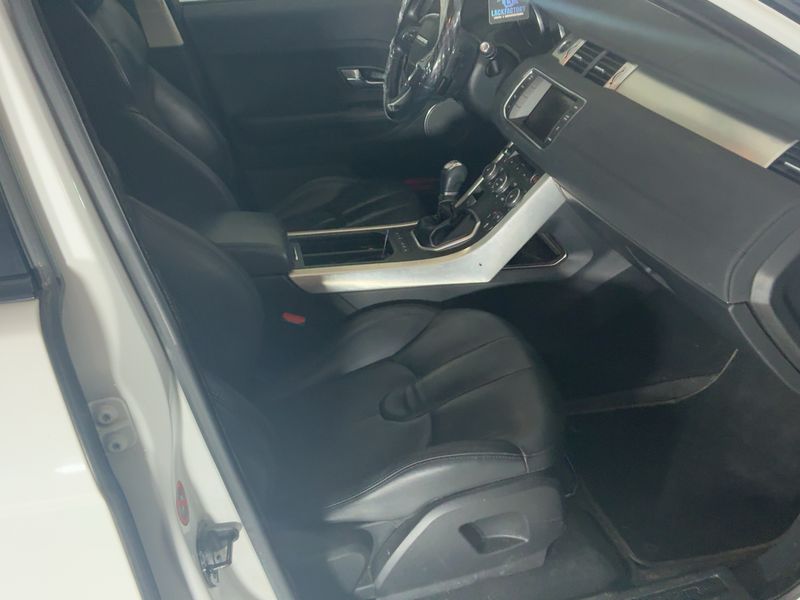 Land Rover Evoque 2.2 Td4 Pure — zdjęcie 11