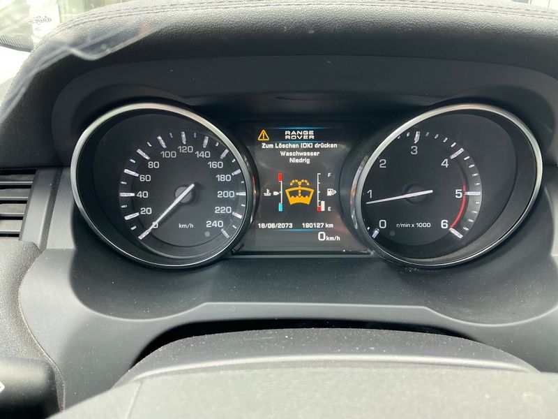 Land Rover Evoque 2.2 Td4 Pure — zdjęcie 13