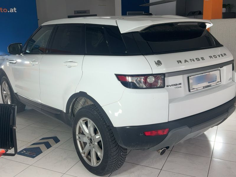 Land Rover Evoque 2.2 Td4 Pure — zdjęcie 3