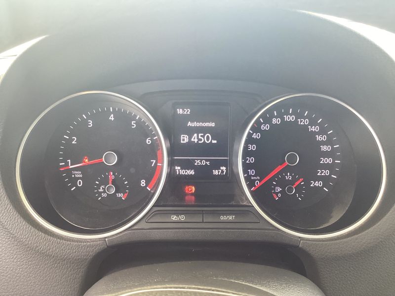 Volkswagen Polo 1.0 Advance BlueMotion Tech — zdjęcie 13