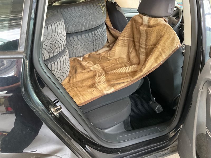 Volkswagen Passat 2.0 TDI Trendline BlueMotion Tech 2014 – снимка 31