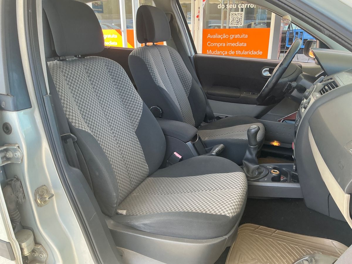 Renault Megane 2003 — photo 3
