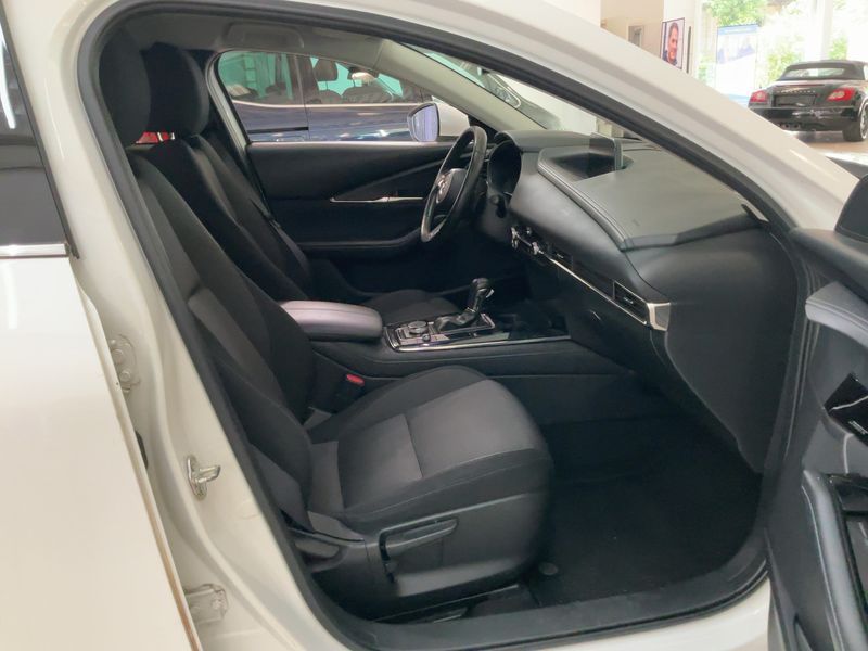 Mazda CX-30 2.0 Skyactiv-X Mild-Hybrid Selection 2WD — zdjęcie 11