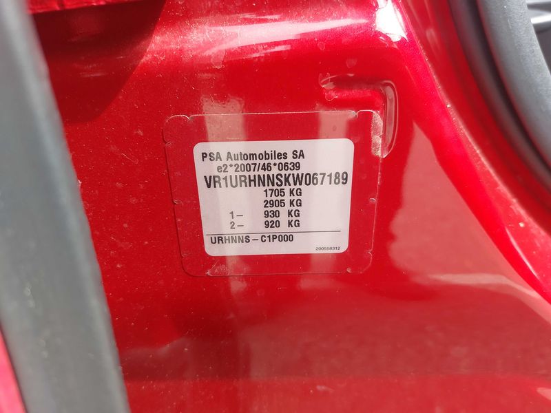 DS Automobiles DS3 Crossback 1.2 PureTech Performance Line Plus — zdjęcie 15