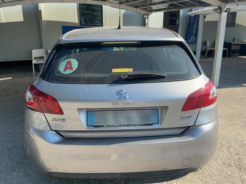 Peugeot 308 1.6 Blue-HDi Allure 2015 – снимка 7