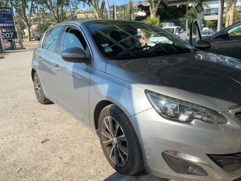Peugeot 308 1.6 Blue-HDi Allure 2015 – снимка 12