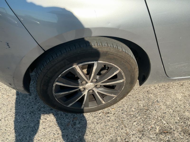 Peugeot 308 1.6 Blue-HDi Allure 2015 – снимка 9