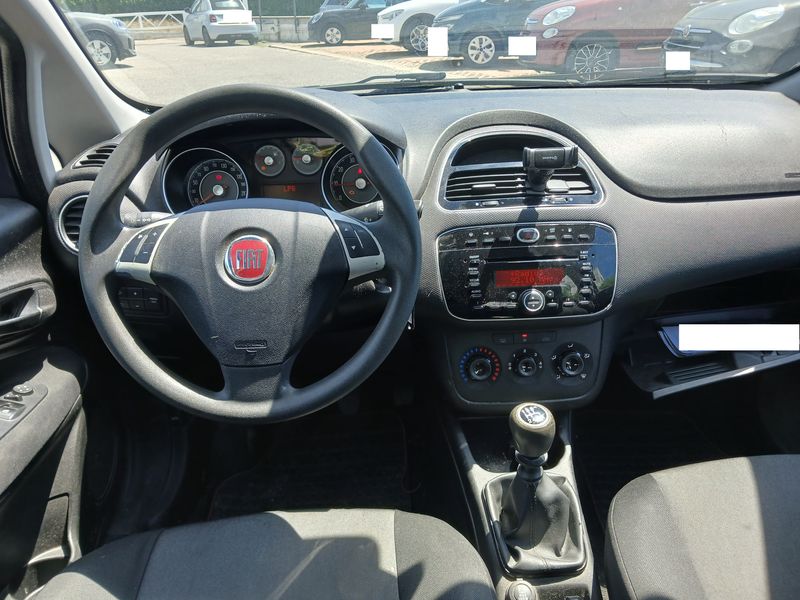 Fiat Punto 1.4 Easy Power LPG Street — zdjęcie 11