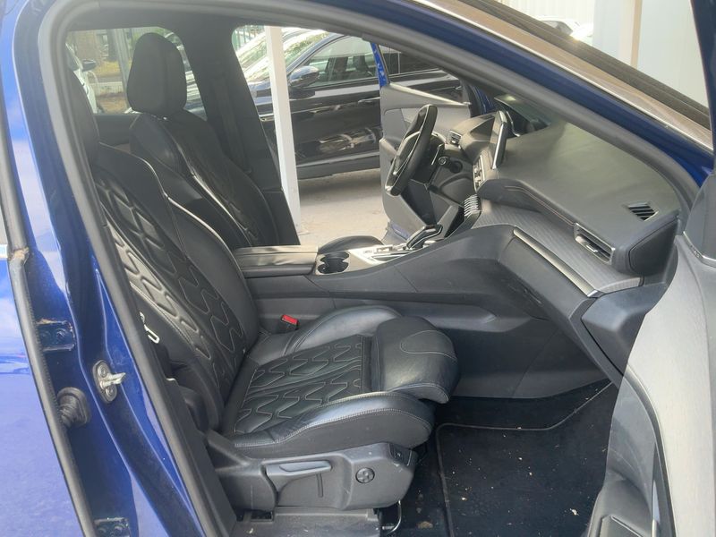 Peugeot 3008 2.0 Blue-HDi GT — zdjęcie 11