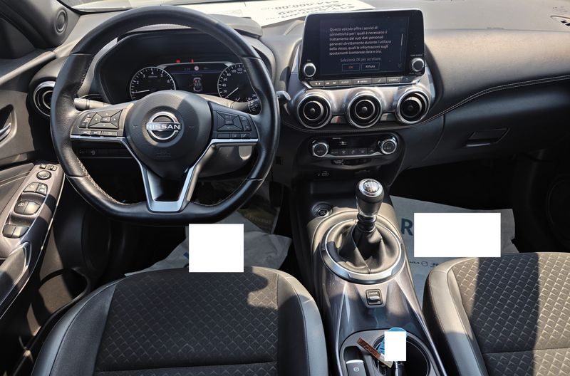 Nissan Juke 1.0 DIG-T Acenta — zdjęcie 11