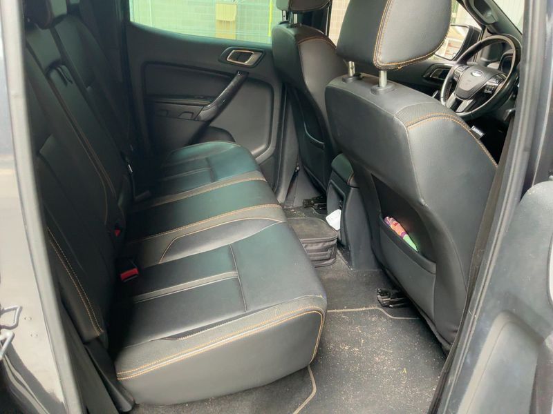 Ford Ranger 2.0 TDCi Doppelkabine 4x4 Wildtrak — zdjęcie 14