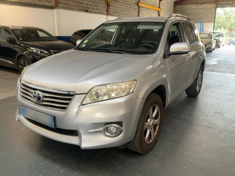 Toyota RAV 4 2.2 D-4D Life