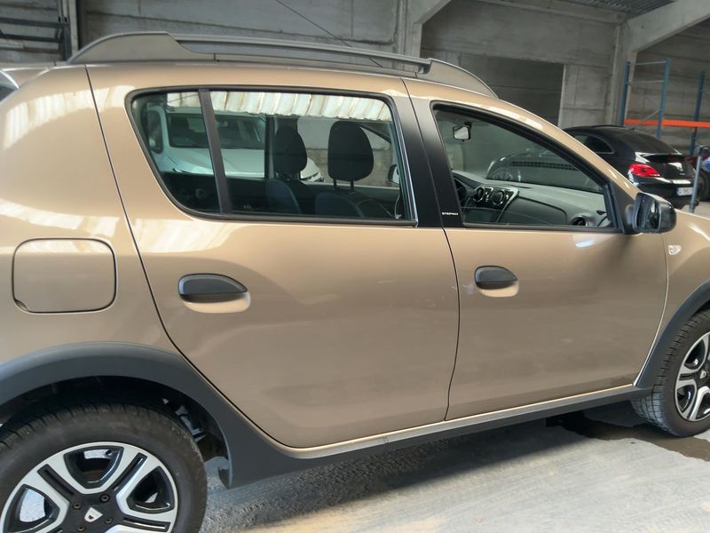 Dacia Sandero 0.9 TCe Stepway Celebration — zdjęcie 7