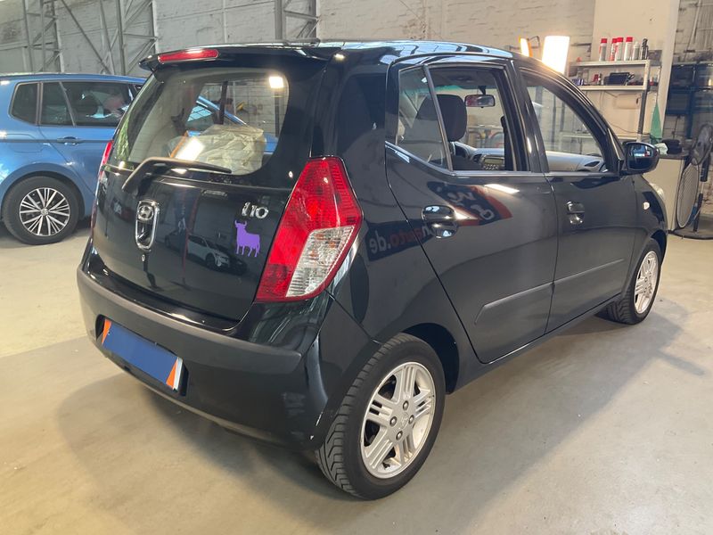 Hyundai i10 1.1 Classic 2011 – снимка 2