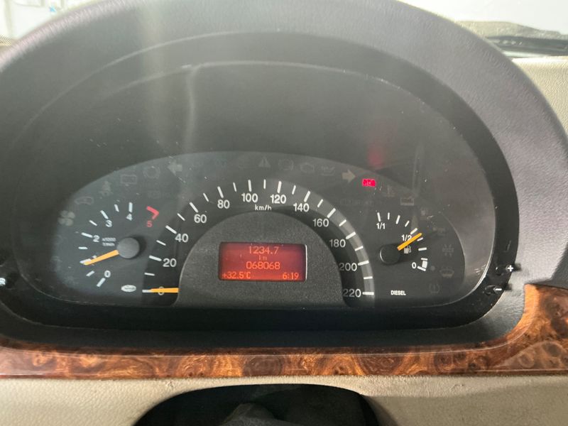 Mercedes-Benz Viano 2.1 CDI kompakt Ambiente — zdjęcie 13